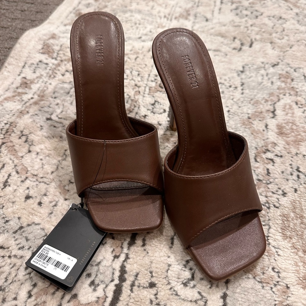 Brown square toe heel